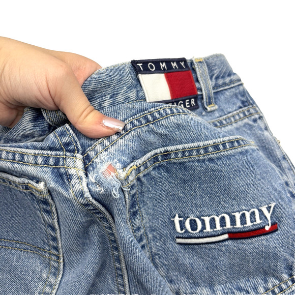 Vintage Y2K Tommy Hilfiger Med Wash High Rise Straight Jeans Jr 7 28x31" - FLAW - Picture 15 of 16